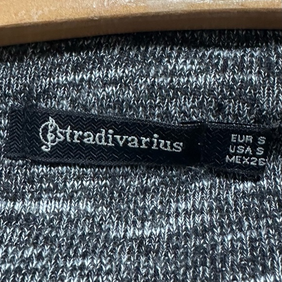 Stradivarius Charcoal Gray Casual Long Sleeves Cardigan Size Small - Picture 4 of 12